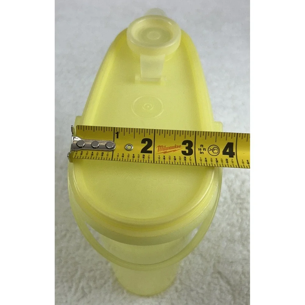 Tupperware vintage 587